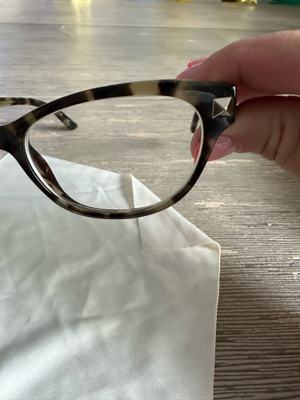 Valentino Tortoiseshell Cat-Eye Rockstud Optical Frames - Picture 8 of 8
